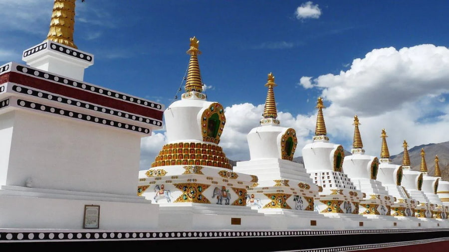 Witness the Winter Charm of Leh Ladakh with Noble House Tours Pvt. Ltd.
