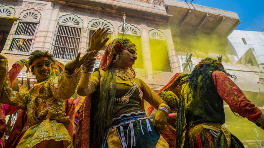 When is Holi 2027?