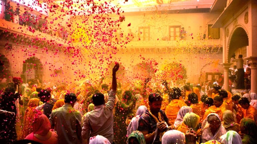 Mathura Holi