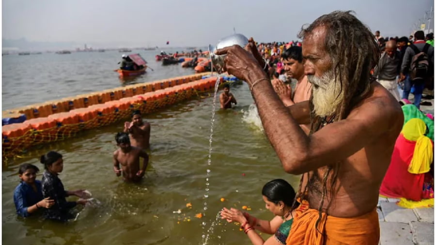 Paush Poornima (Start of Kalpavas)