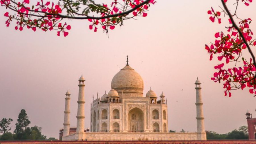 Seasons To Consider a Taj Mahal Trip 