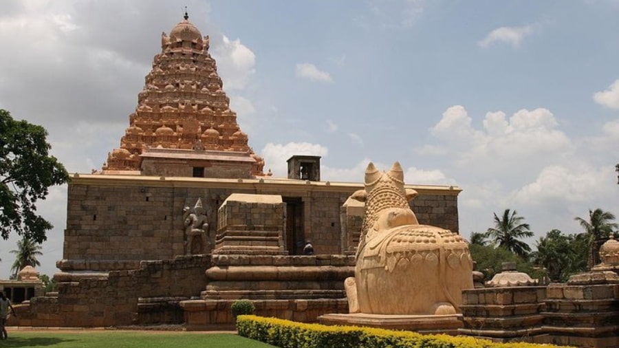 The Great Living Chola Temple