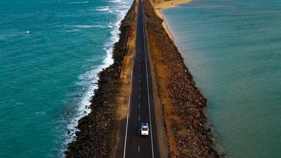 How to Reach Dhanushkodi Beach in 2026